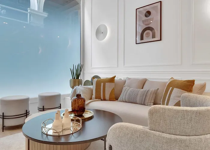 Historical House In The Heart Of بيت للعطل باريس