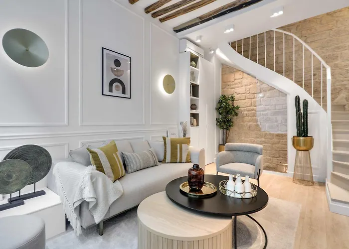 Historical House In The Heart Of *
