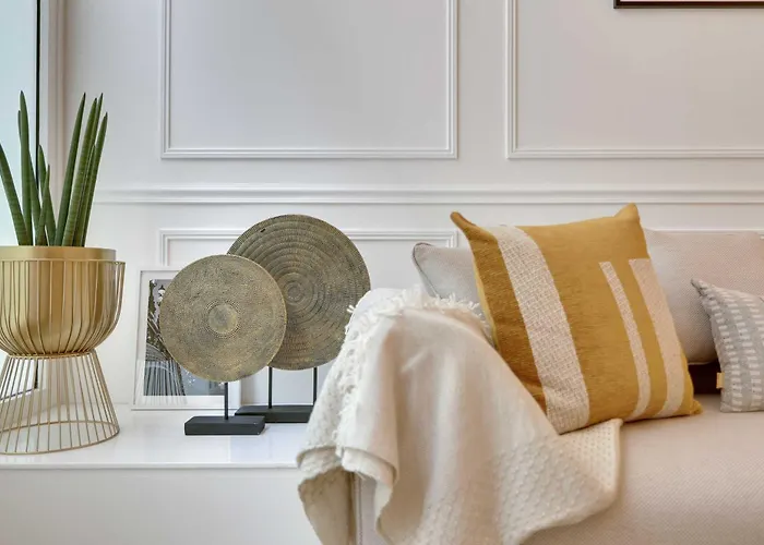بيت للعطل Historical House In The Heart Of *